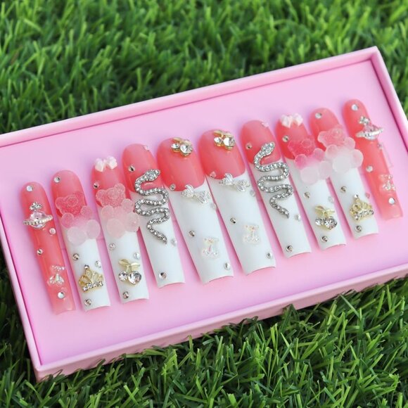 NEW Handmade Artificial Gummy Bear 3D Frosted Snakes Nail Art press on Kit! - Picture 2 of 10